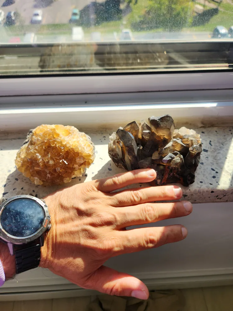 Two Mineral Stone Clusters image indicator(6)