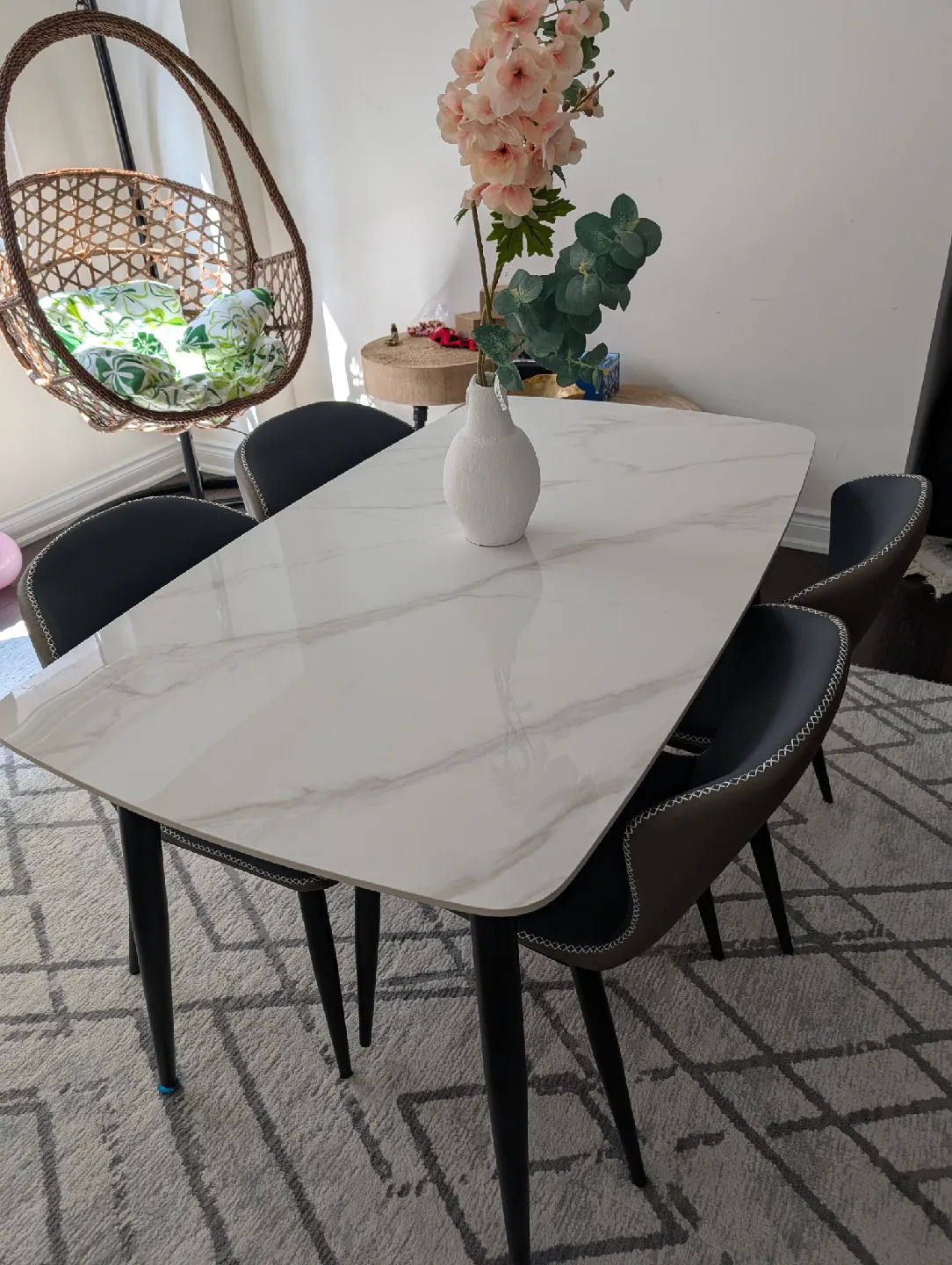 Marble Dining Table with 4 Chairs thumbnail
