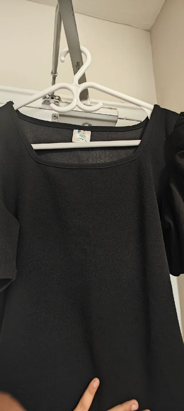 Black Puff Sleeve Blouse image indicator(3)