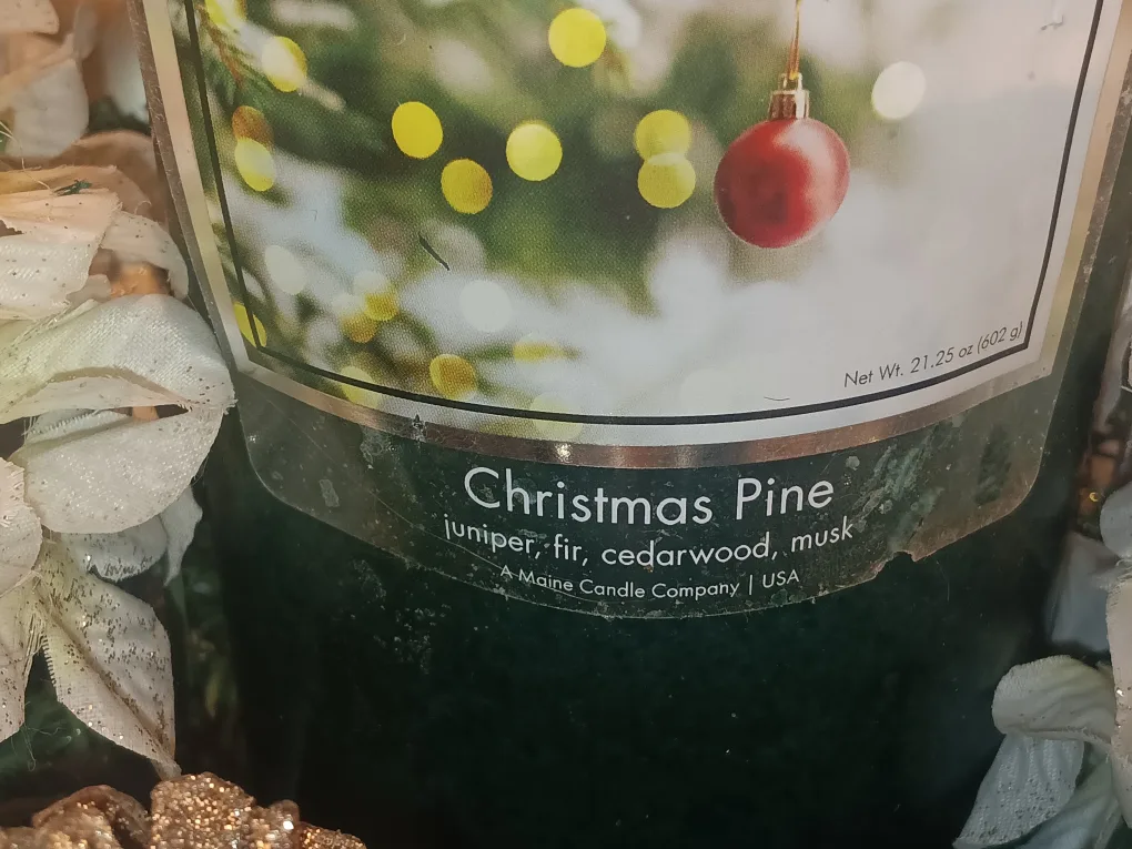 Christmas Centerpiece with Candle image indicator(7)