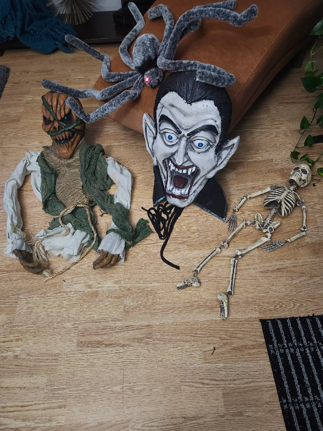 Large Halloween Decorations image indicator(6)