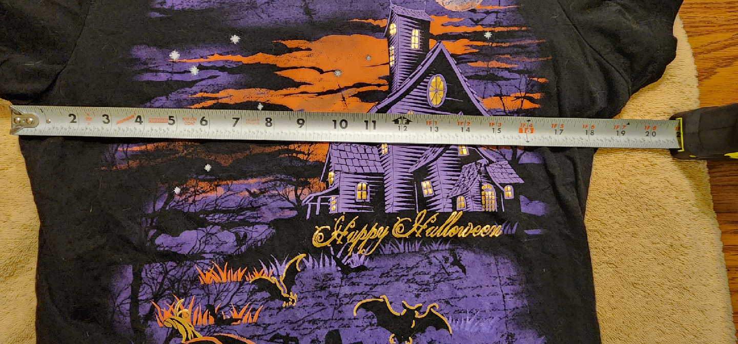 Happy Halloween t-shirt - Size: Large - photo 3
