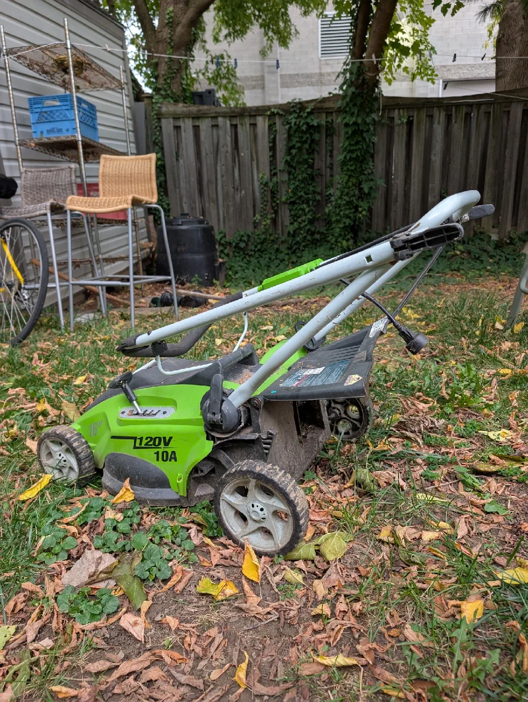 Greenworks 120V 10A Cordless Lawn Mower image indicator(4)