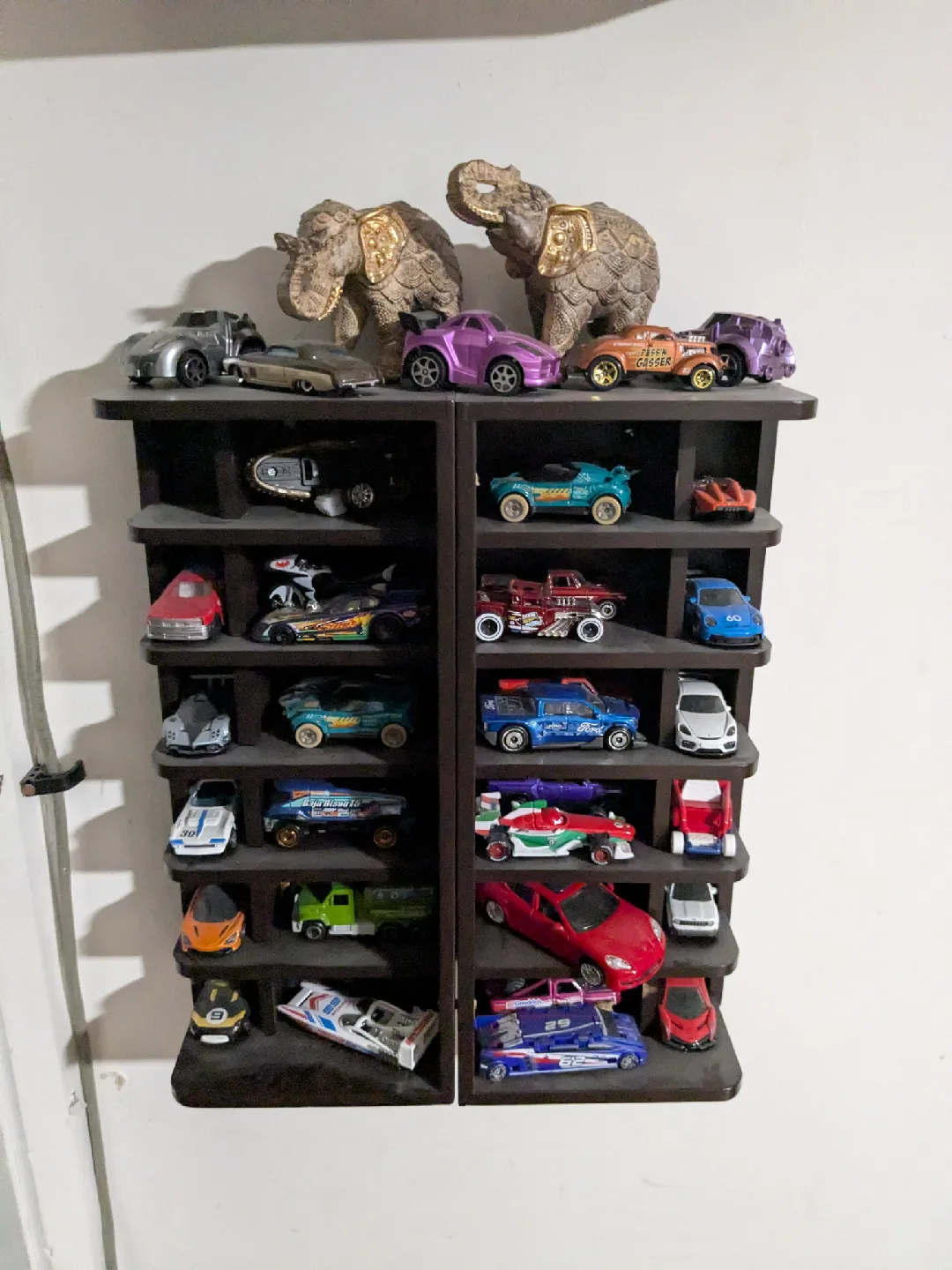 (2) Toy Cars GIVEAWAY #FallDeclutterChallenge🥕🥕🥕 image indicator(4)