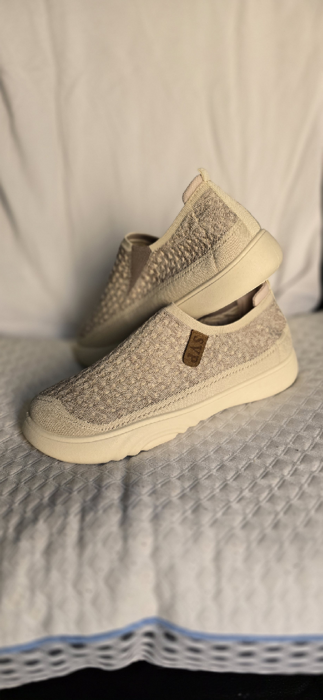 SVP Beige Slip-On Shoes 🌱 - photo 3