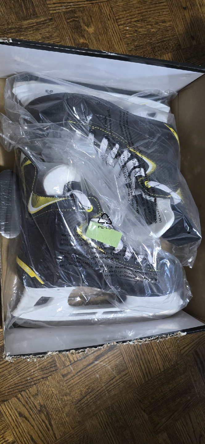 Victory H11VSKC17 Hockey Skates - US Size 9 - photo 3