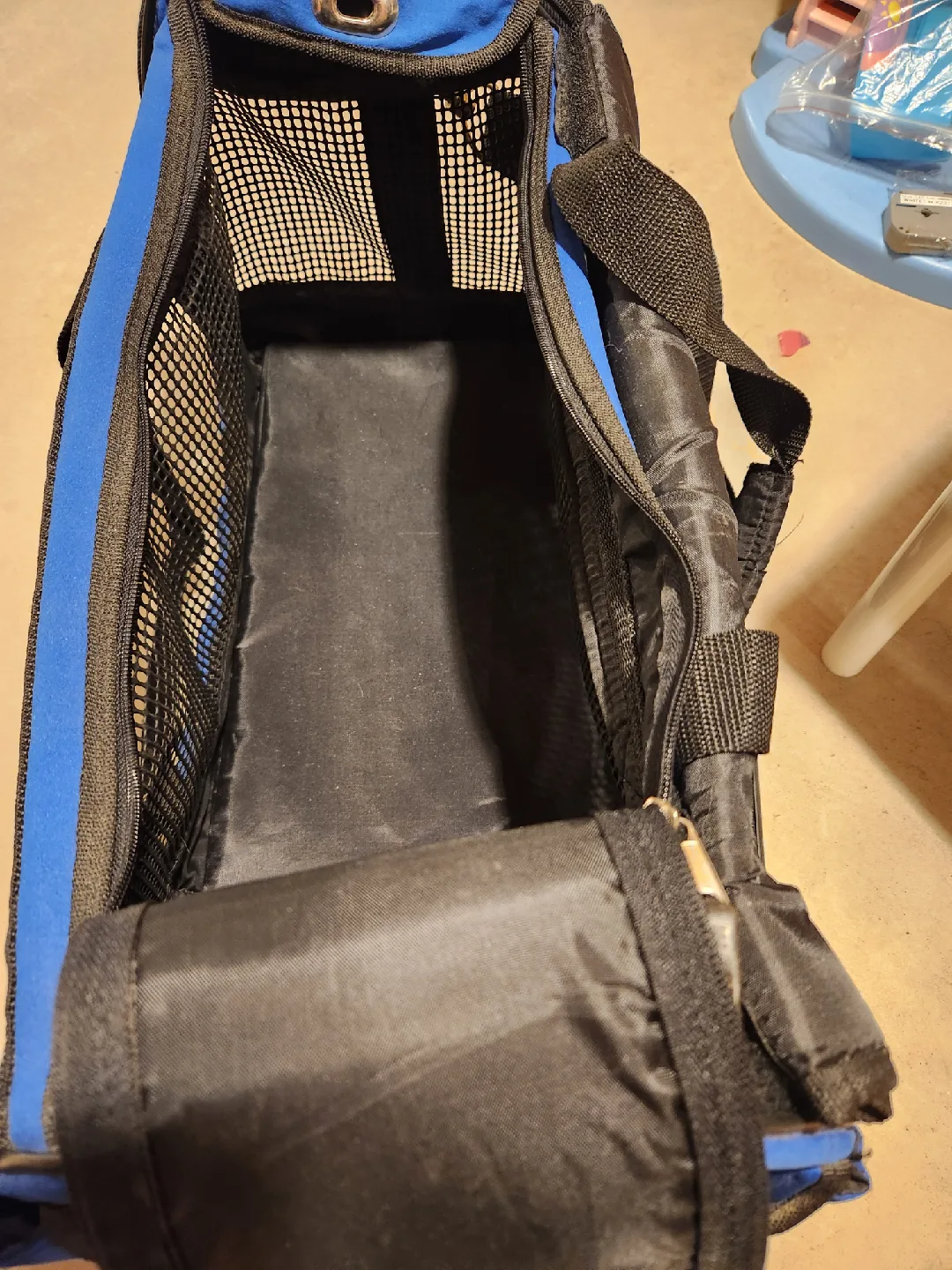 Vagabond Travel Gear Pet Carrier image indicator(2)