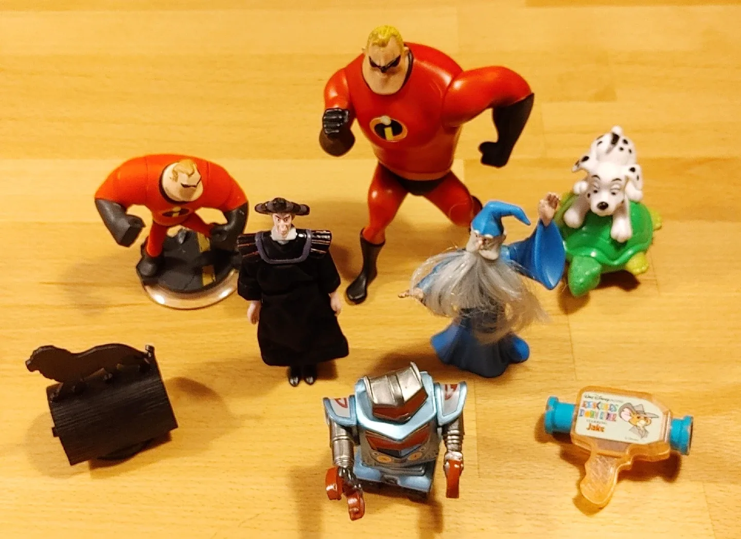 Disney Collectibles image indicator(8)