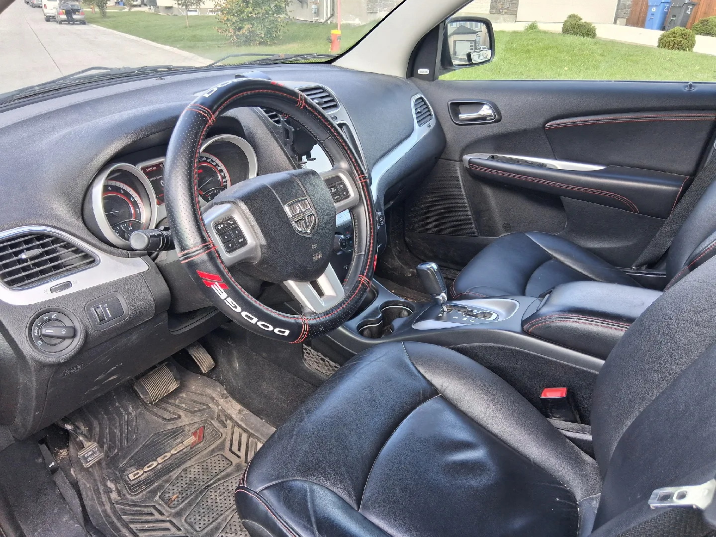 2012 Dodge Journey R/T AWD Sports Utility – Only 65,000 km image indicator(6)