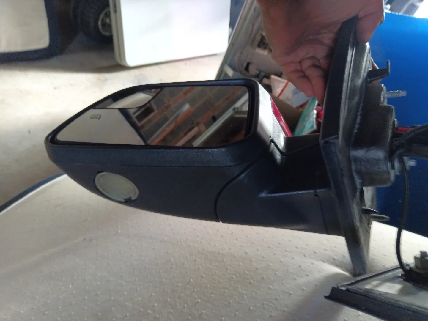 Automotive Tail Light and Side Mirror Ford Edge image indicator(6)