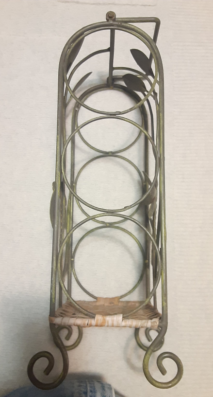 Metal Bottle Rack with Dragonfly Design