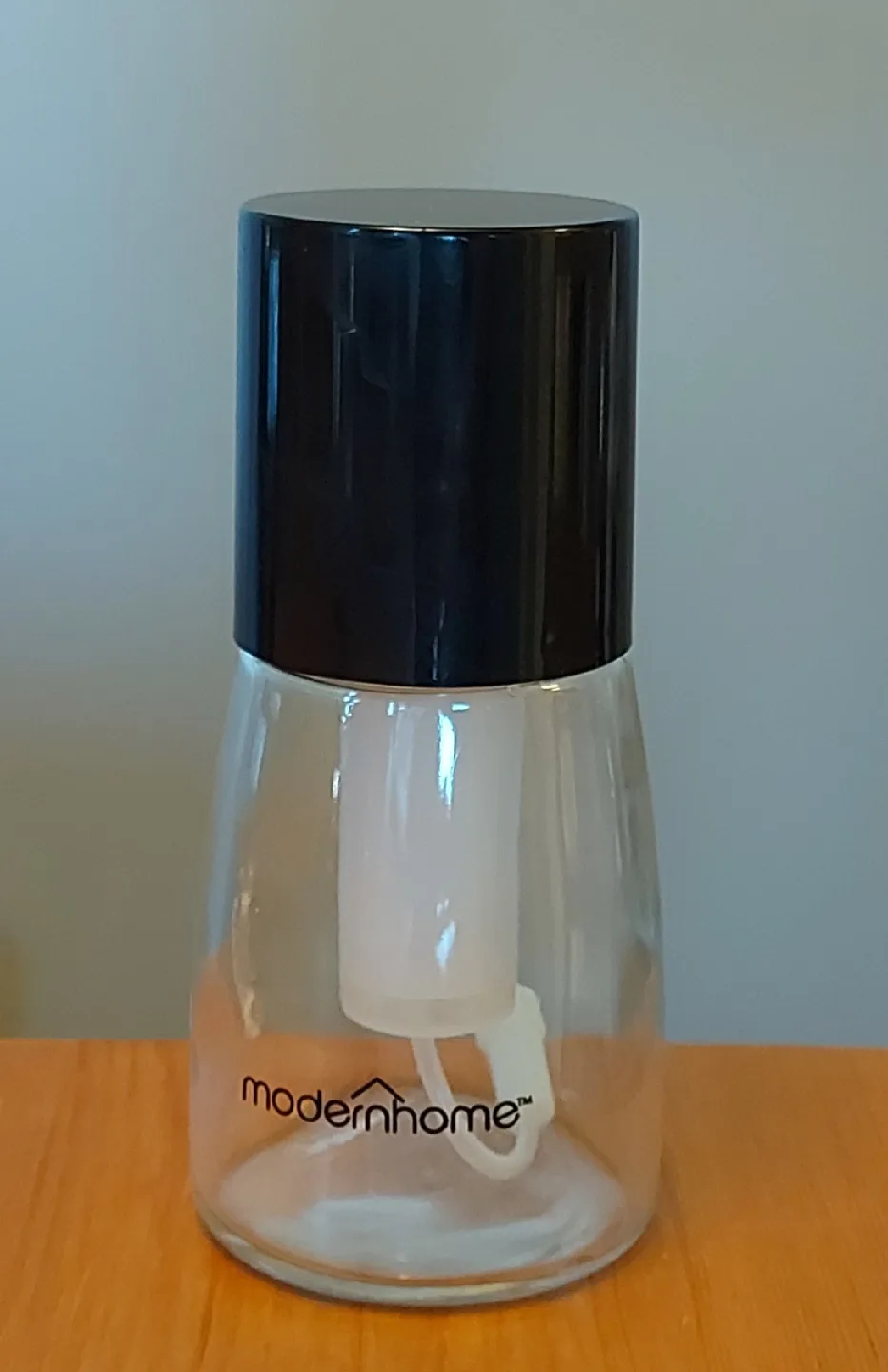 Modern Home Glass Oil Dispenser thumbnail