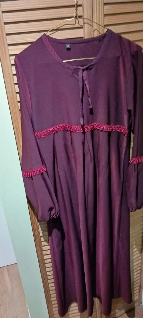 Burgundy Long Sleeve Dress image indicator(2)
