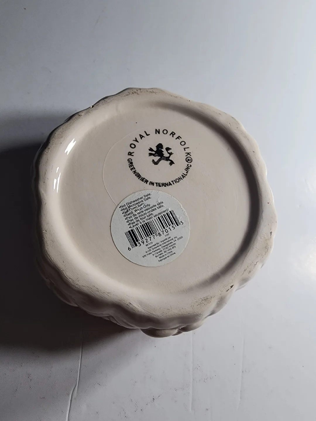 Royal Norfolk Santa Face Bowl image indicator(4)