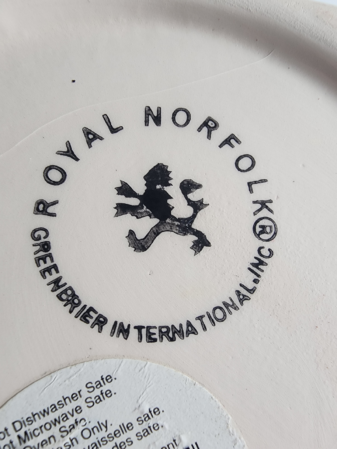 Royal Norfolk Santa Face Bowl - photo 5