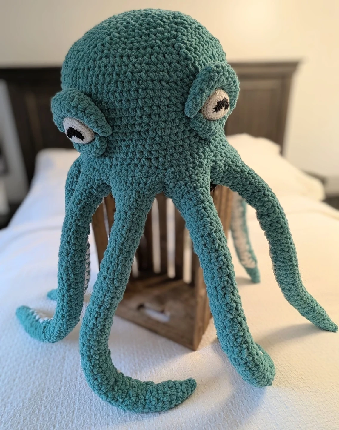 New Giant Crocheted Octopus Pillow - photo 5