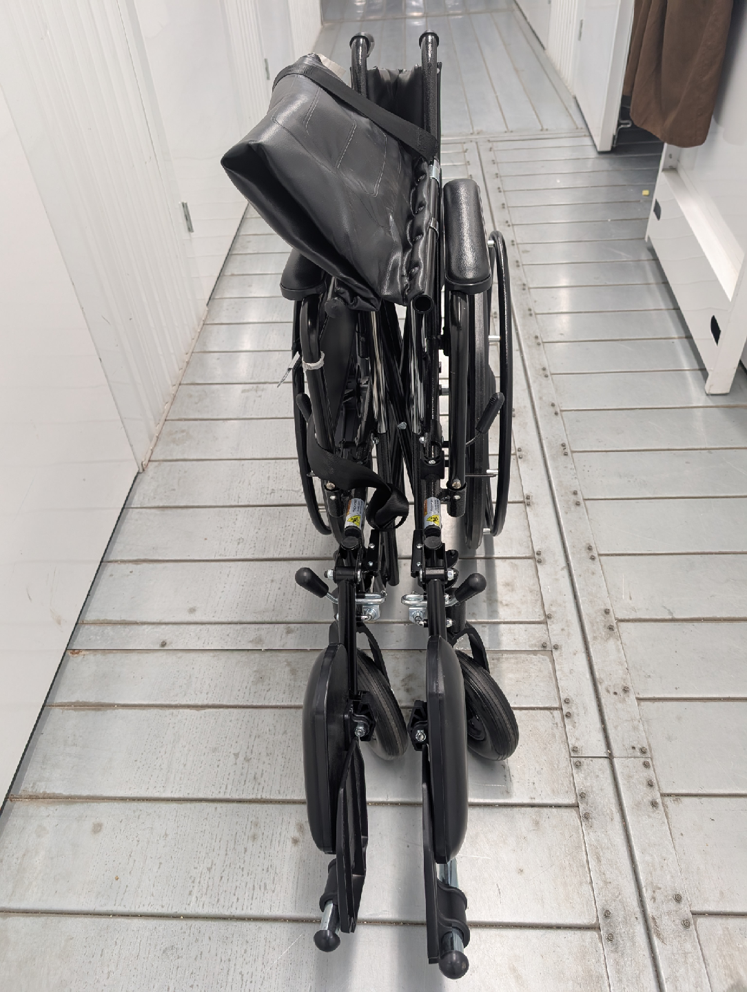 Drive Wheelchair with Leg Rests - photo 3