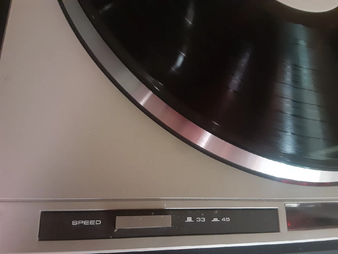 vintage Pioneer PL-300 Quartz Auto-Return Turntable image indicator(2)