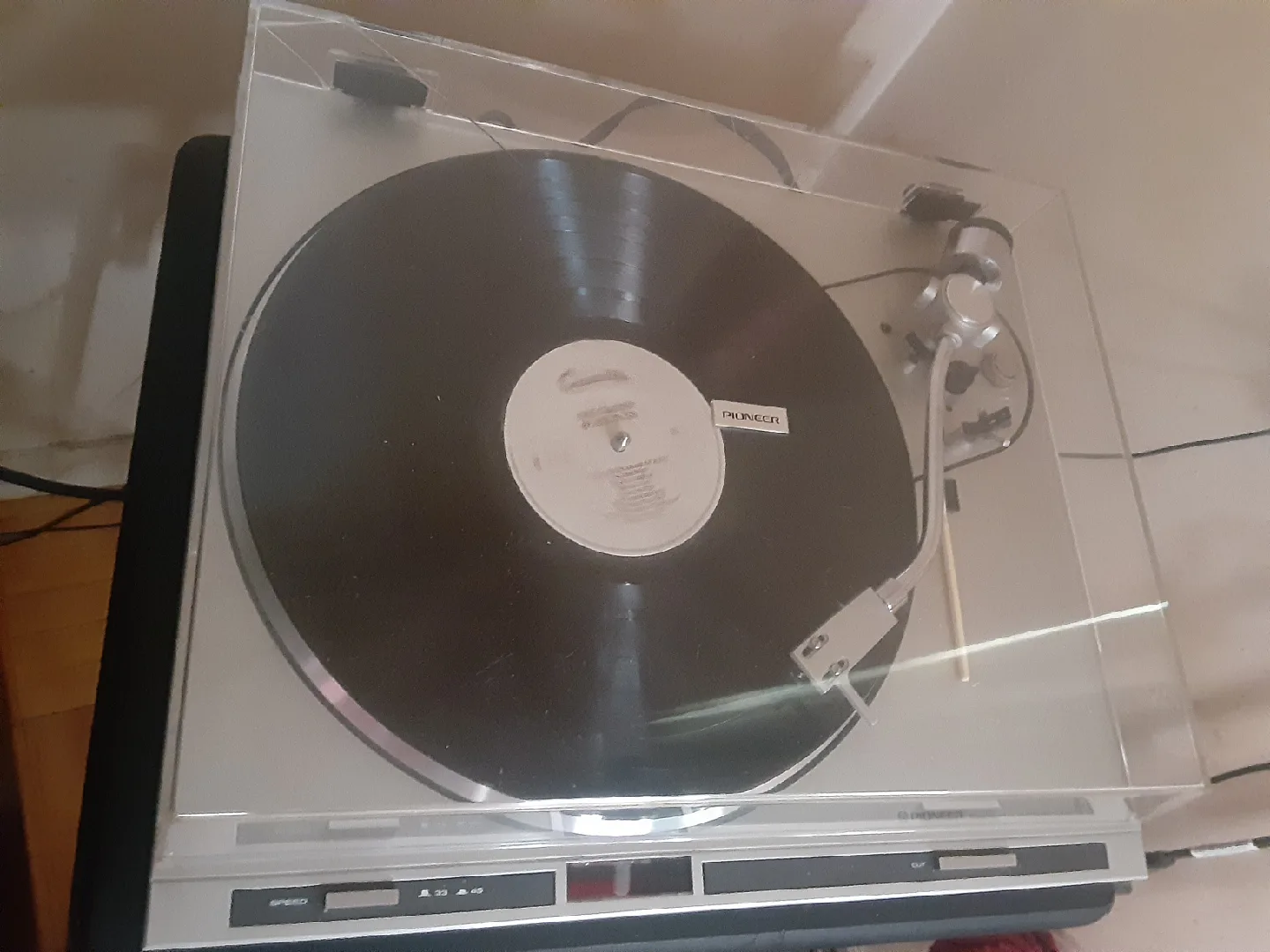 vintage Pioneer PL-300 Quartz Auto-Return Turntable image indicator(5)