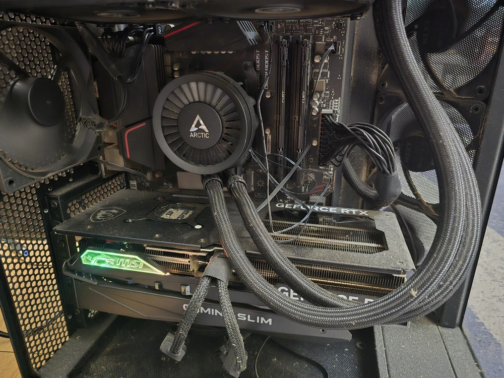 Custom Built Gaming PC - RTX - photo 3