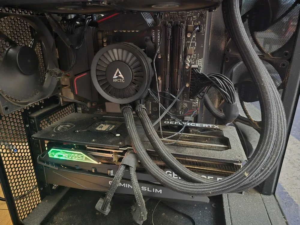 Custom Built Gaming PC - RTX image indicator(3)