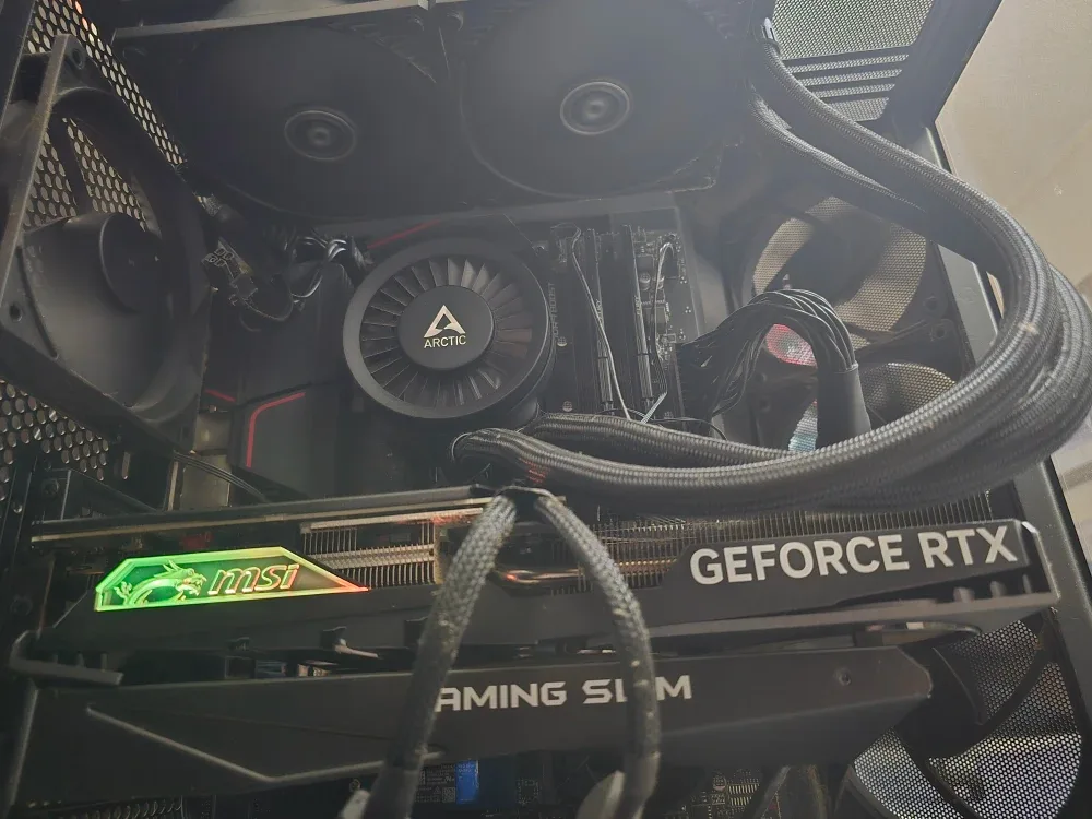 Custom Built Gaming PC - RTX image indicator(4)