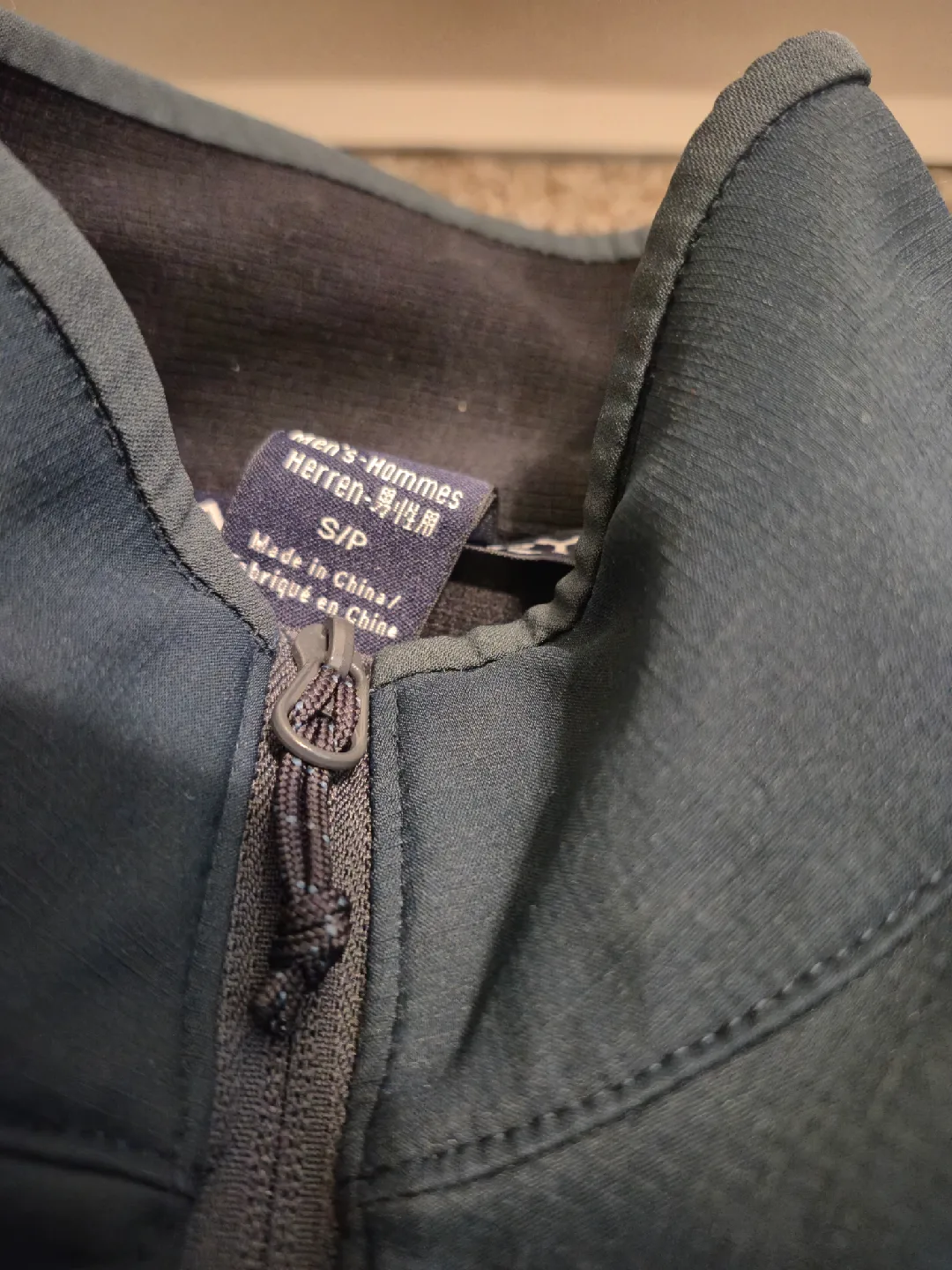 Arc'teryx Jacket - Size S image indicator(4)