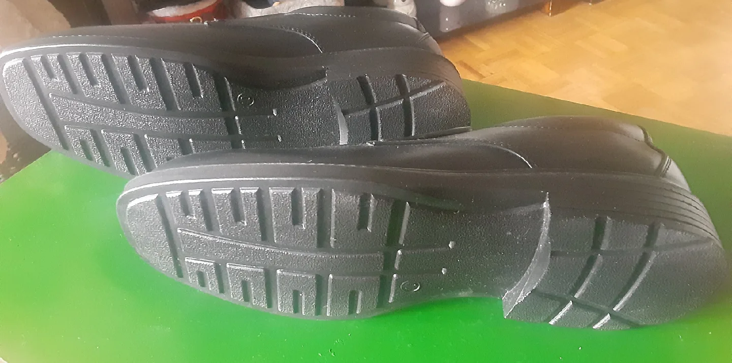 Green & Gold Tone Bangle Bracelet image indicator(5)