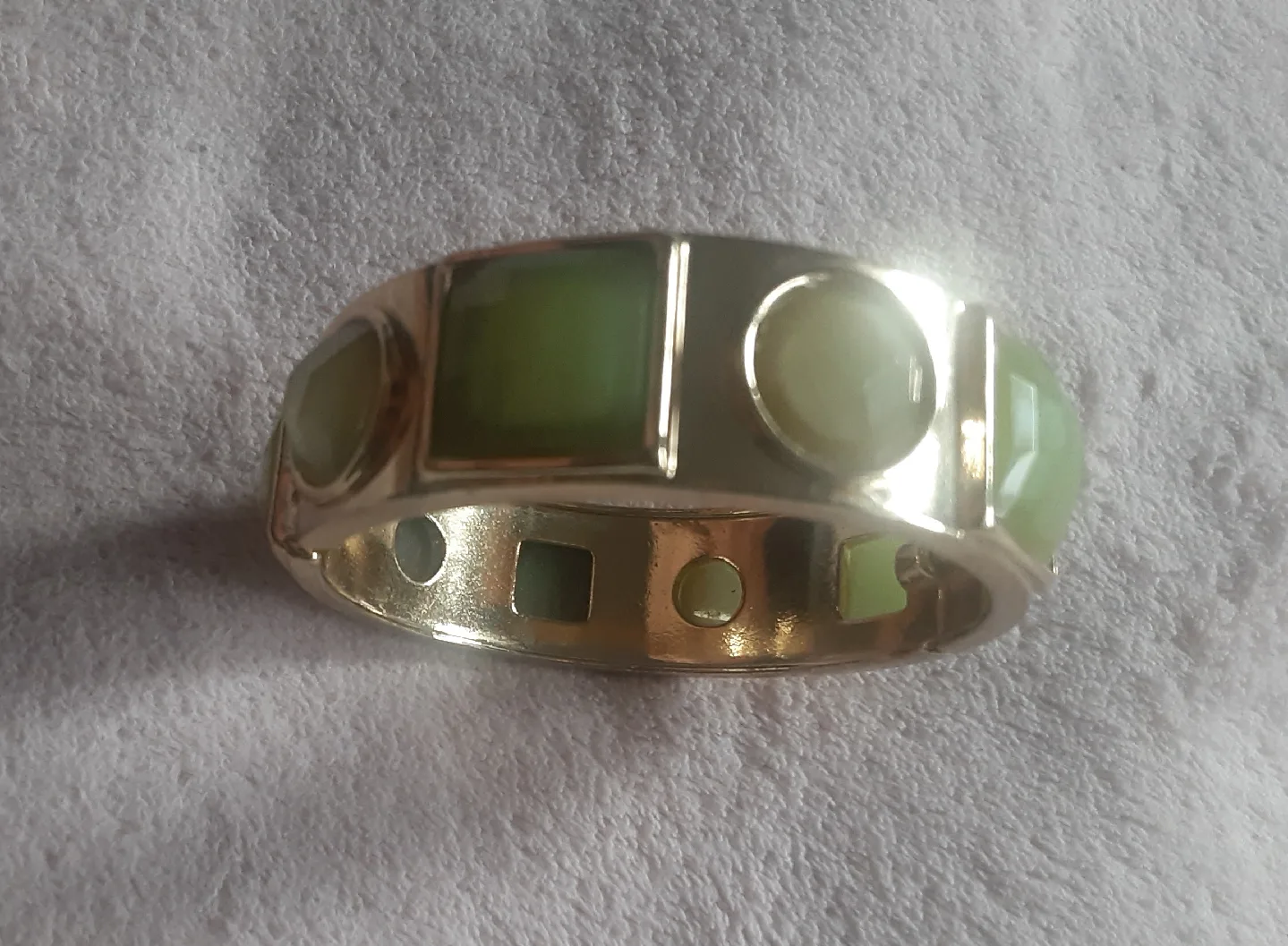Green & Gold Tone Bangle Bracelet image indicator(6)