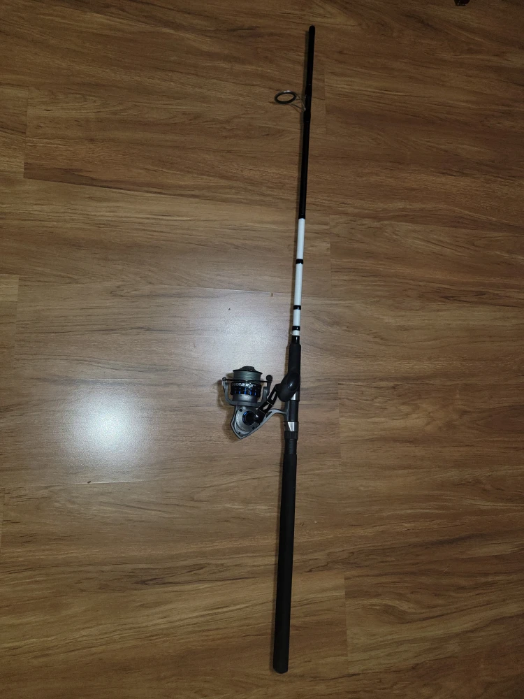 Lews Barrier II Spinning Reel & Fishing Rod Combo - photo 2
