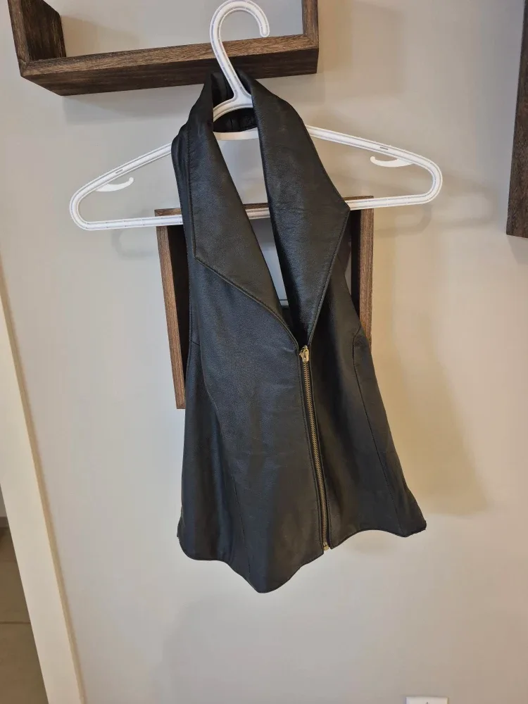 Leather Halter Vest - Black image indicator(2)