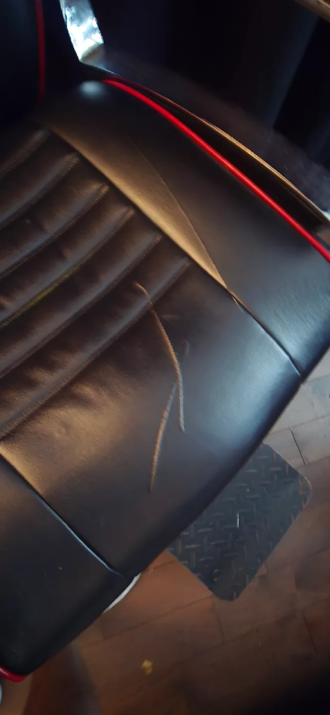 Used Barber Chair - Black image indicator(4)