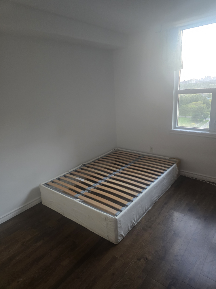 twin bed - photo 3