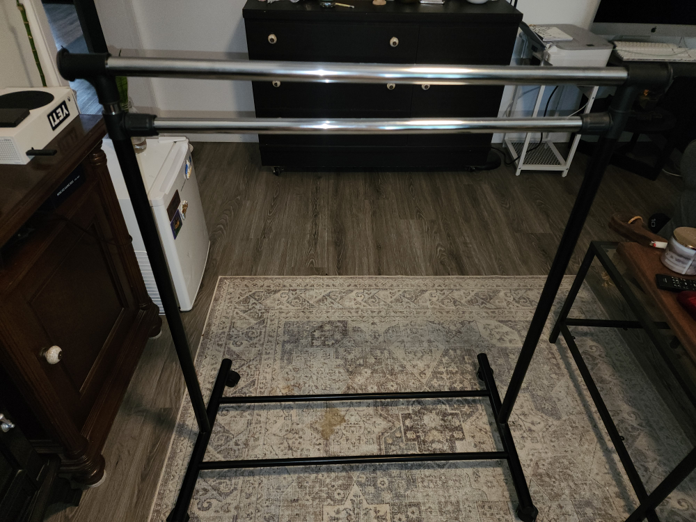 Adjustable Garment Rack - Clothes Organizer