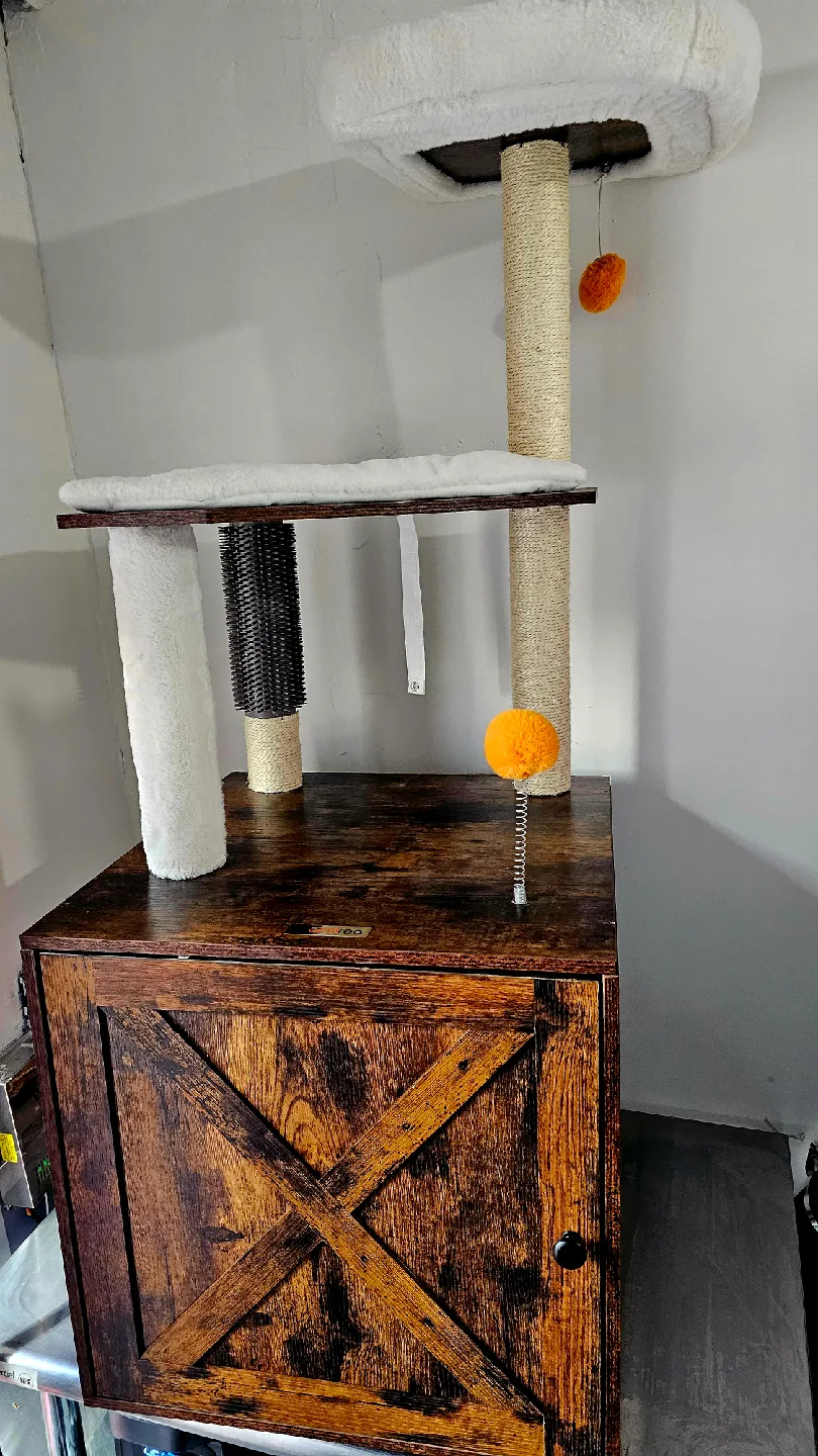 VASAGLE Cat Tree Cabinet with Scratching Post image indicator(4)