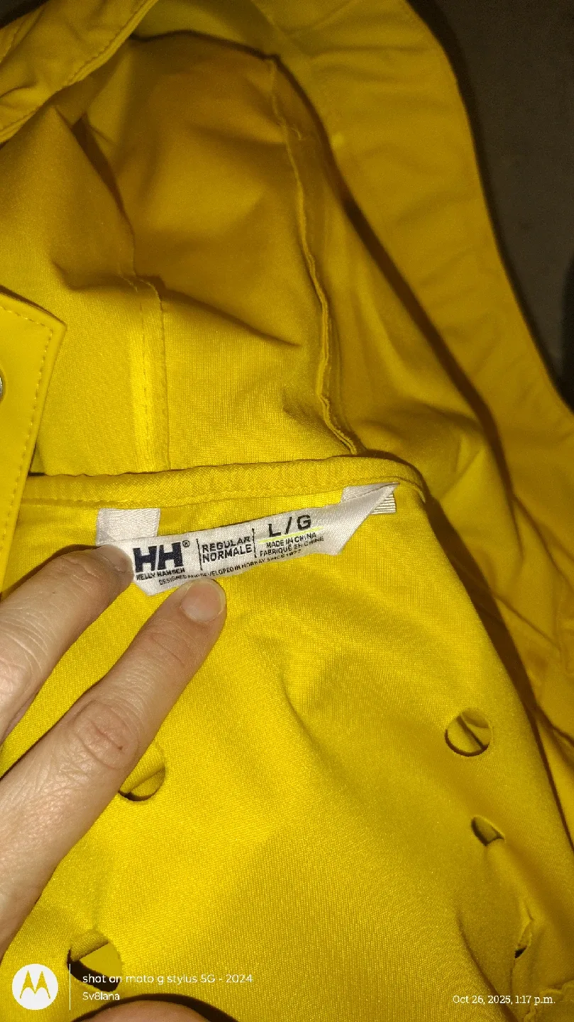 Helly Hansen Yellow Raincoat - Size L image indicator(2)