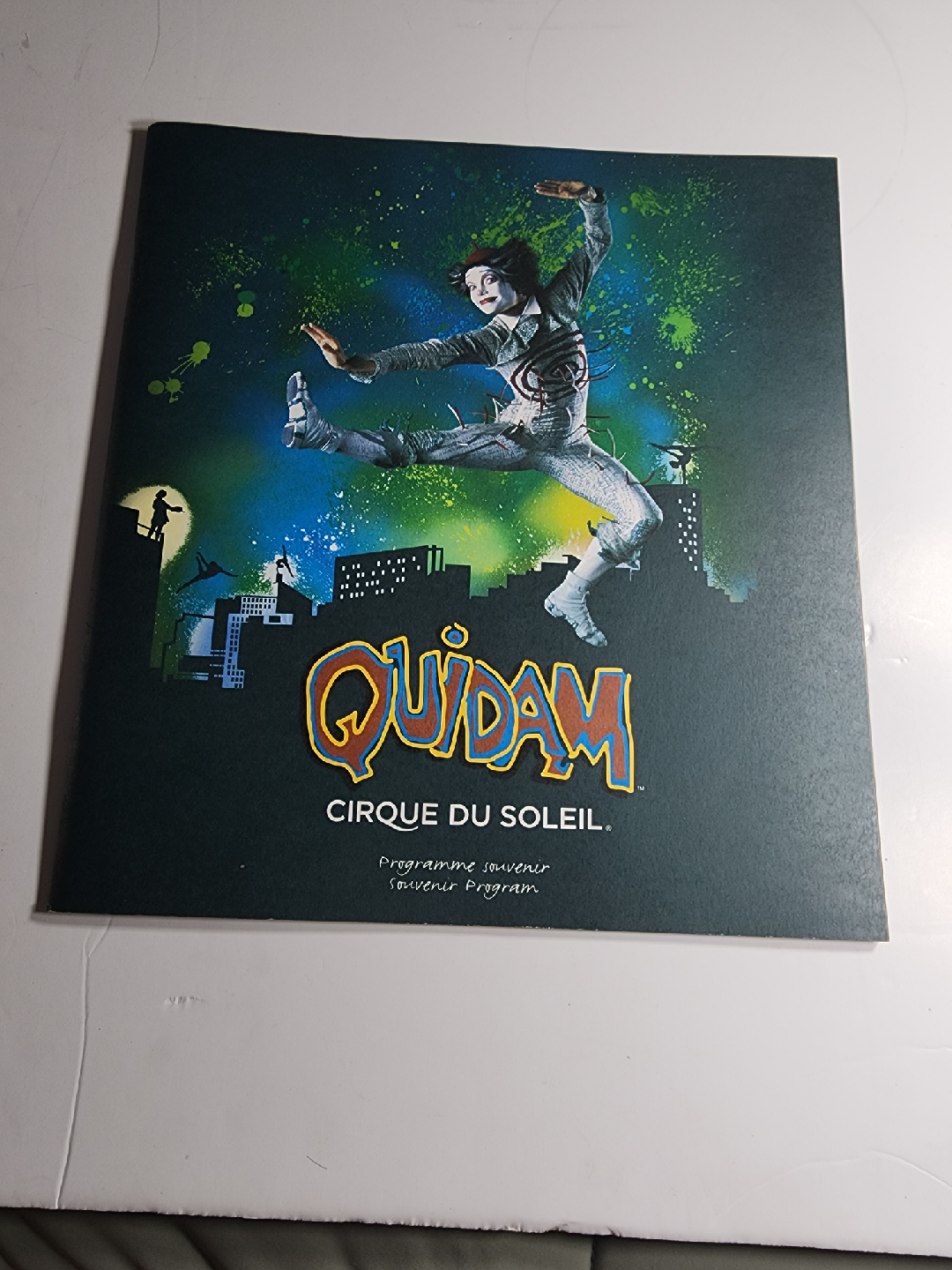 Cirque du Soleil Quidam Souvenir Program - photo 2