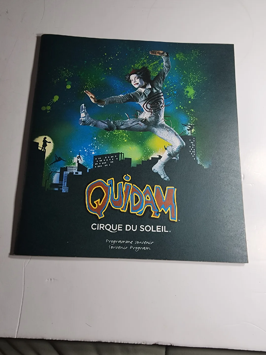 Cirque du Soleil Quidam Souvenir Program image indicator(2)