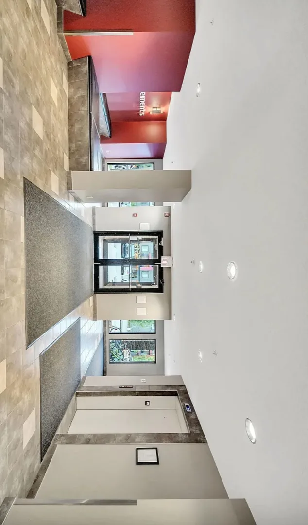 CONDO for sale image indicator(4)