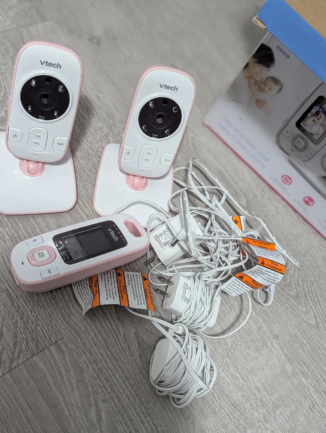 VTech 2-Camera Video Baby Monitor image indicator(2)