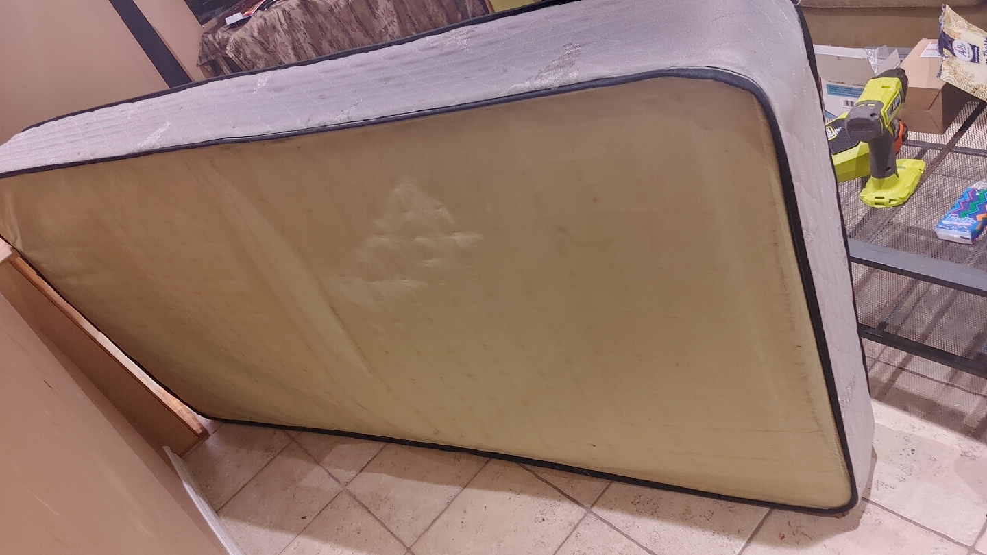 Used Mattress - photo 3