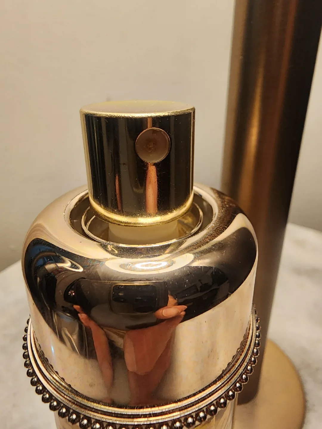 Vintage 1980s Nina Ricci L’ Air du Temps 75 ml EDT perfume image indicator(2)