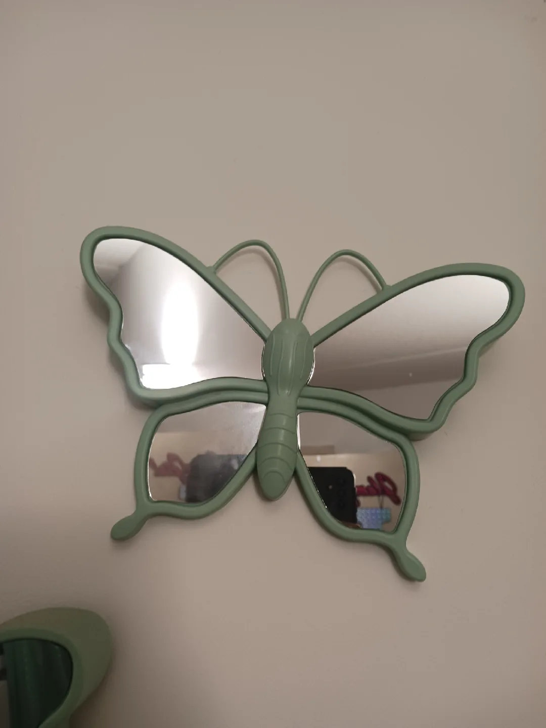 Butterfly Wall Mirror Set (3pc) –Green Accent Mirrors image indicator(4)