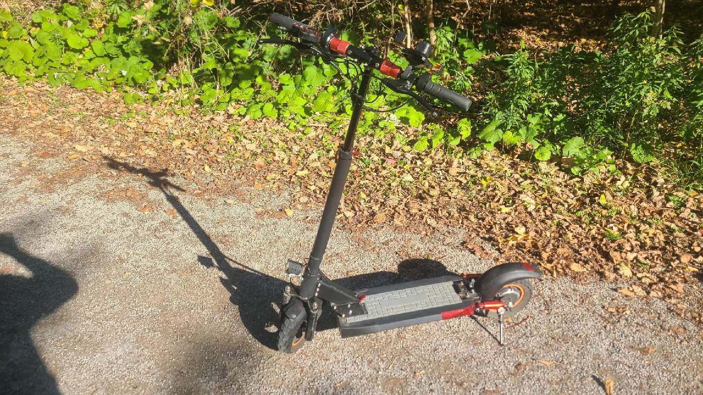OFFROAD ELECTRIC SCOOTER - Good Condition! image indicator(5)