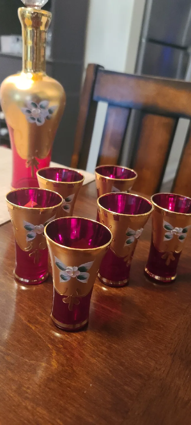 Murano glass Vintage Red & Gold Decanter Set image indicator(2)