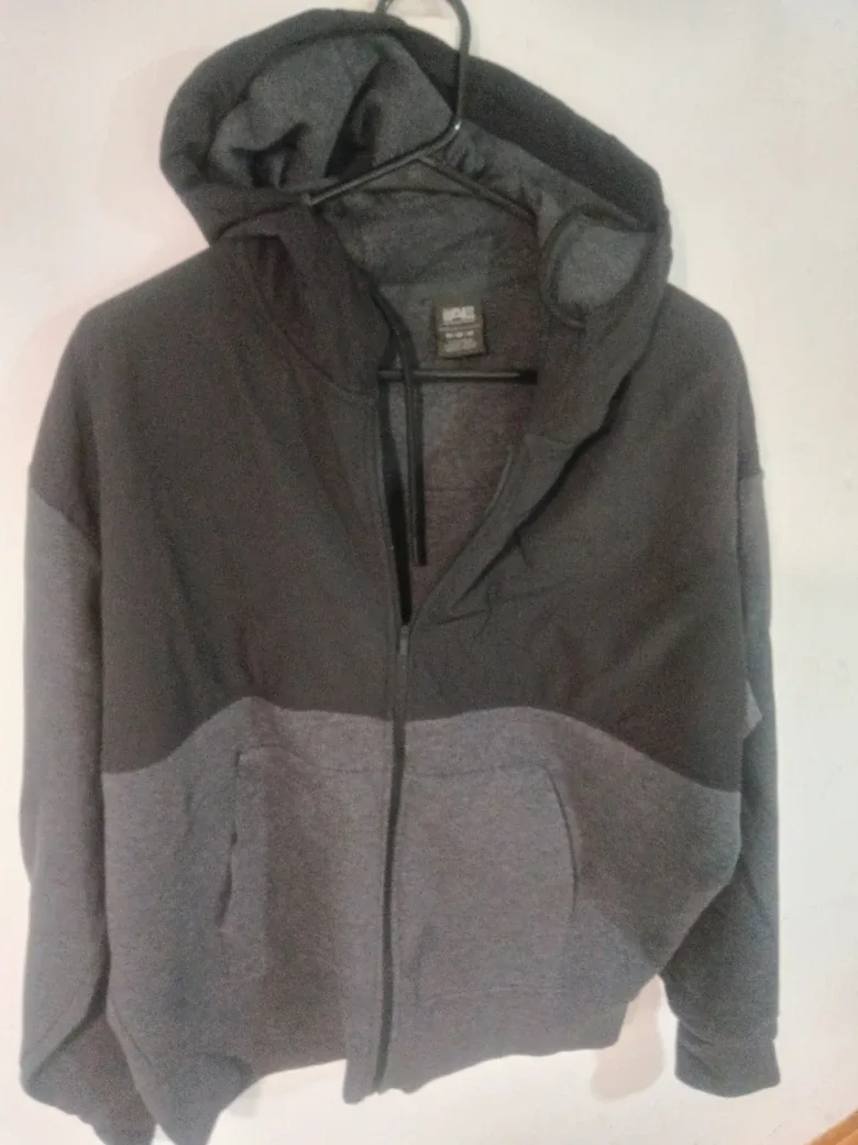 American Eagle Two-Tone Grey Zip-Up Hoodie image indicator(3)