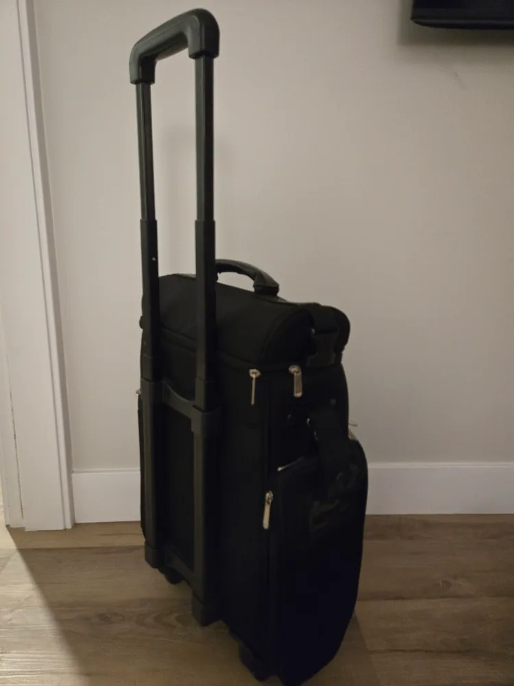 Hairstylist Rolling Suitcase image indicator(2)