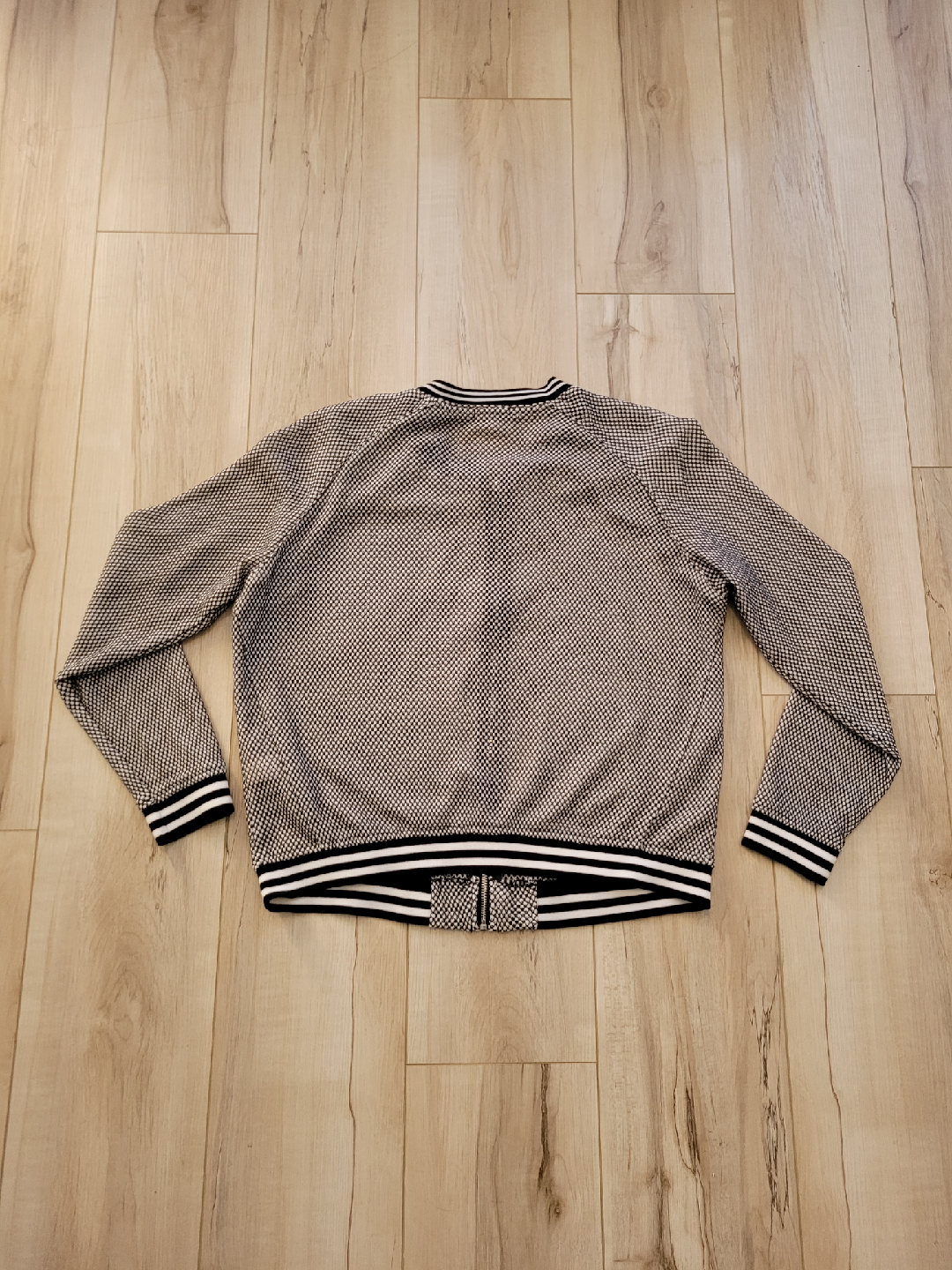 Juicy Couture Black & White Mesh Jacket - Size L - photo 5