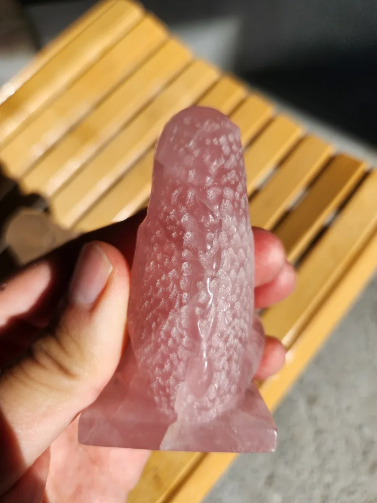 Rose Quartz Crystal goddess Figurine image indicator(5)