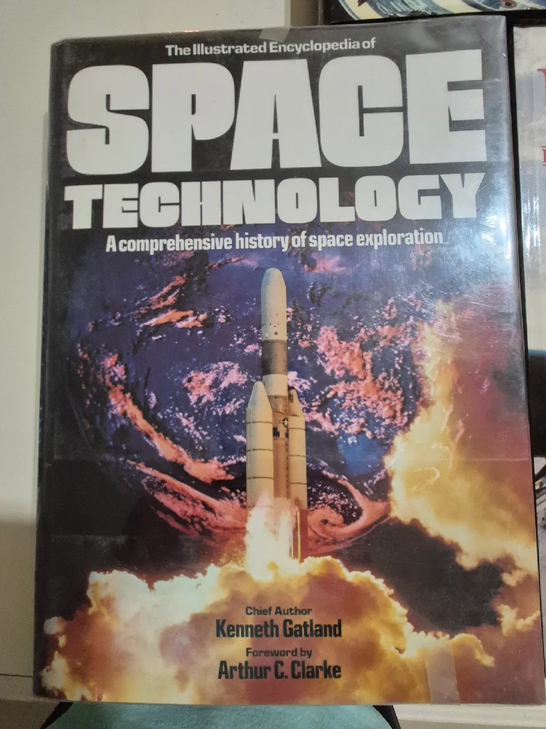 Lot of Space encyclopedias image indicator(2)